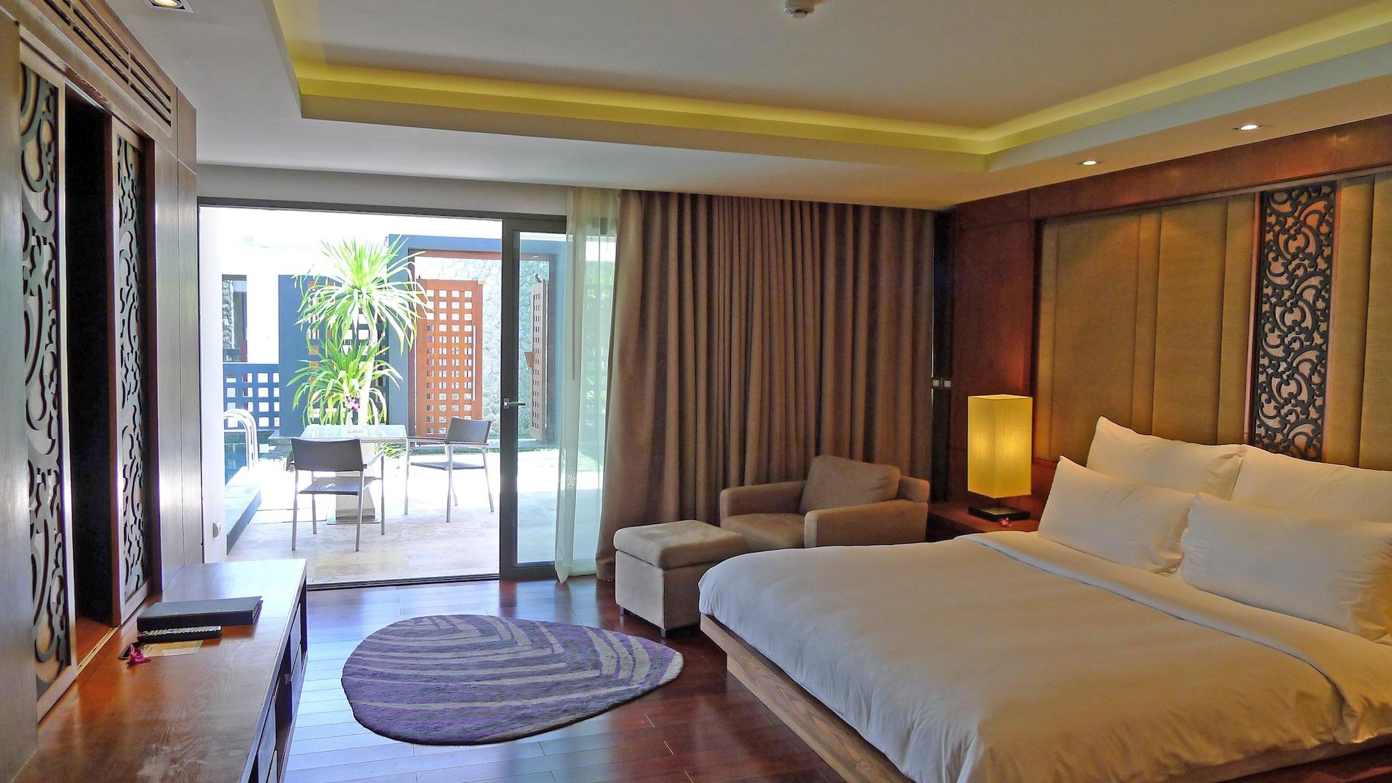 The Nchantra Pool Suite Phuket Koh Sirey Exteriér fotografie