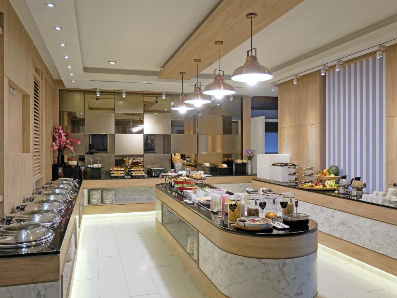 The Nchantra Pool Suite Phuket Koh Sirey Exteriér fotografie